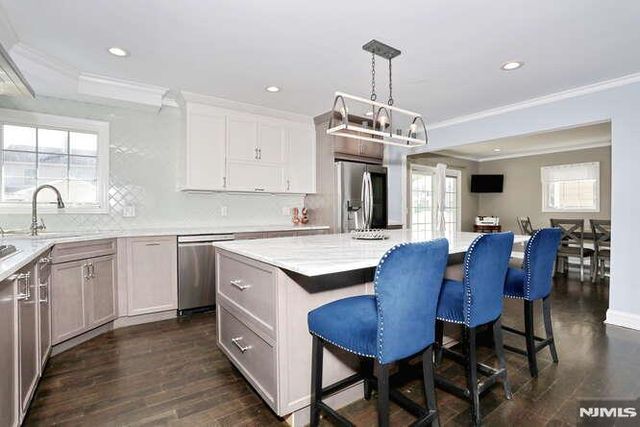 88 Alberta Drive, Saddle Brook, NJ 07663