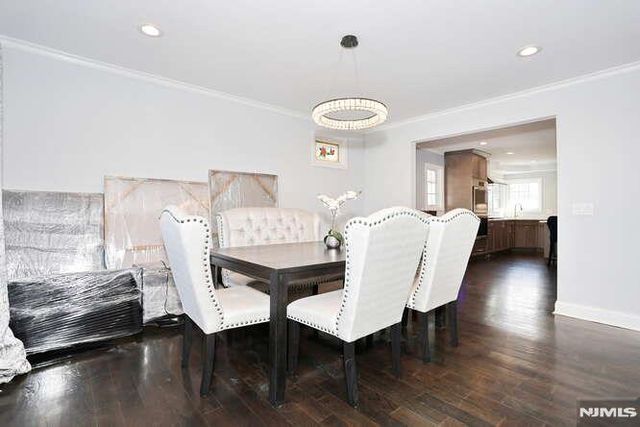 88 Alberta Drive, Saddle Brook, NJ 07663