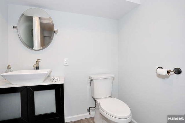 88 Alberta Drive, Saddle Brook, NJ 07663