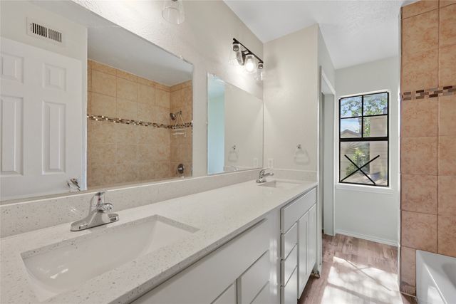 6706 Greenspring Drive, Arlington, TX 76016