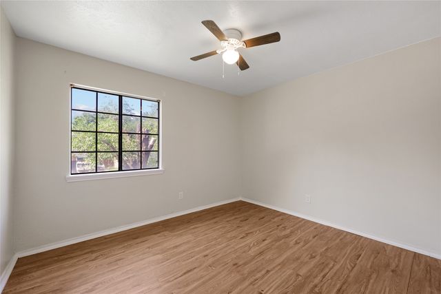 6706 Greenspring Drive, Arlington, TX 76016