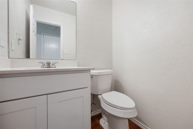 6706 Greenspring Drive, Arlington, TX 76016