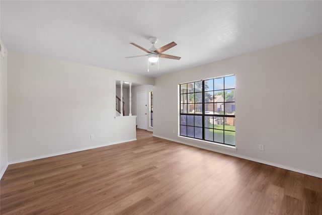 6706 Greenspring Drive, Arlington, TX 76016