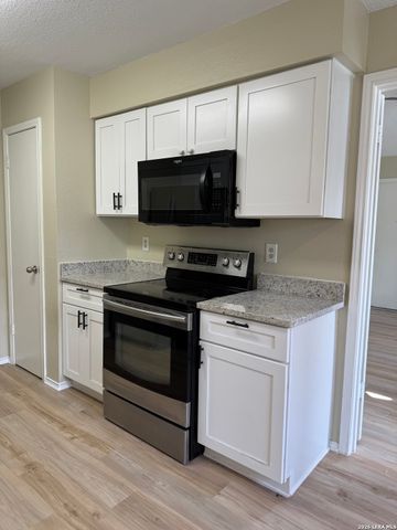 14523 WADDESDON BLF, San Antonio, TX 78233
