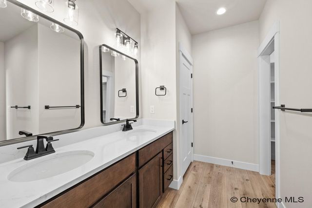 7849 WILDERNESS TRL, Cheyenne, WY 82001