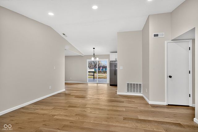 1455 New Field Lane, Indianapolis, IN 46231