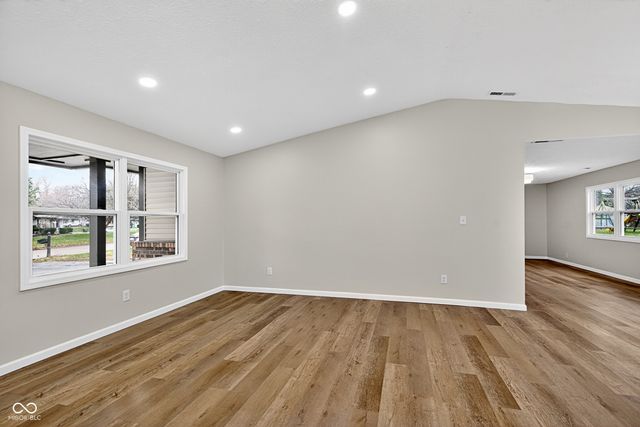 1455 New Field Lane, Indianapolis, IN 46231