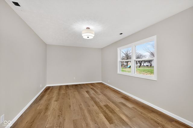 1455 New Field Lane, Indianapolis, IN 46231