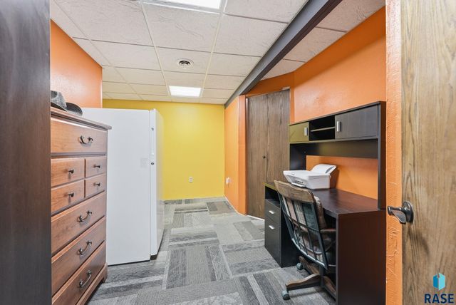 4501 W Panda Dr Drive, Sioux Falls, SD 57107