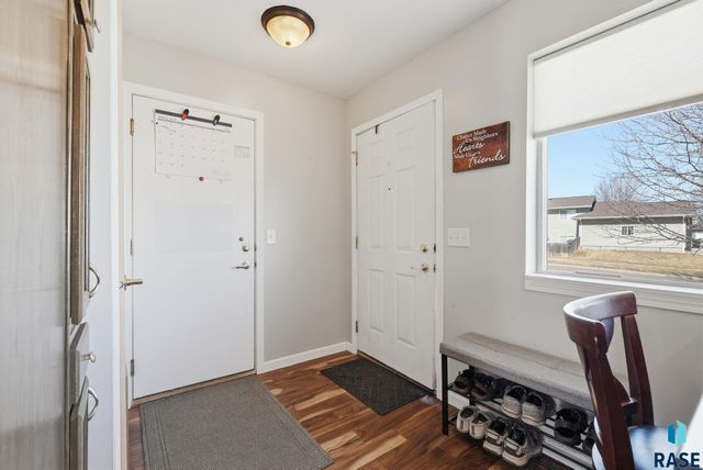 4501 W Panda Dr Drive, Sioux Falls, SD 57107