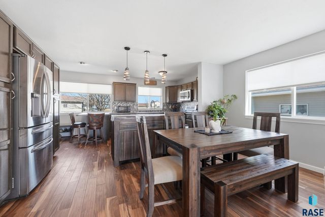 4501 W Panda Dr Drive, Sioux Falls, SD 57107