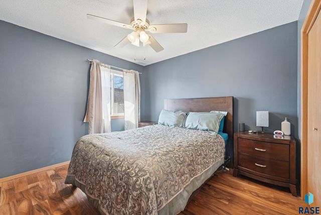 4501 W Panda Dr Drive, Sioux Falls, SD 57107