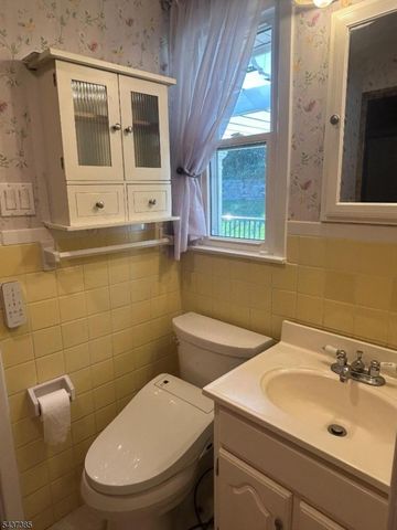 1591 Brookside Rd, Mountainside Boro, NJ 07092