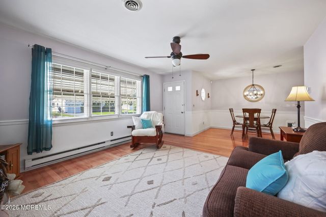 23 Basset Drive, Toms River, NJ 08757