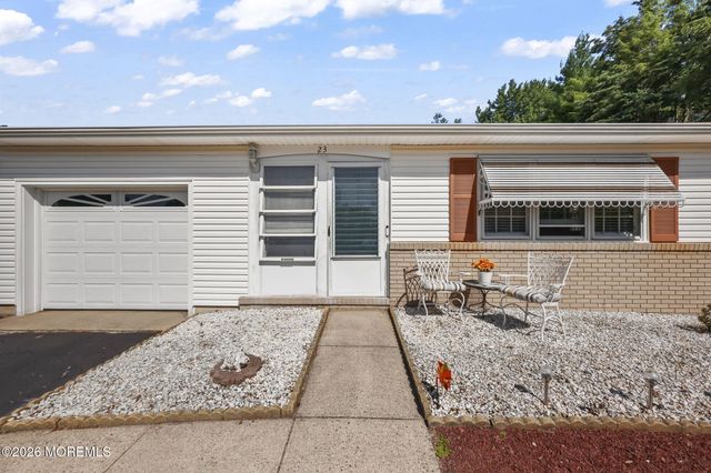 23 Basset Drive, Toms River, NJ 08757
