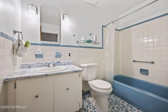 23 Basset Drive, Toms River, NJ 08757