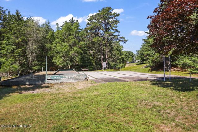 23 Basset Drive, Toms River, NJ 08757