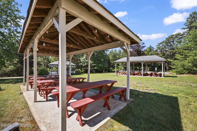 23 Basset Drive, Toms River, NJ 08757