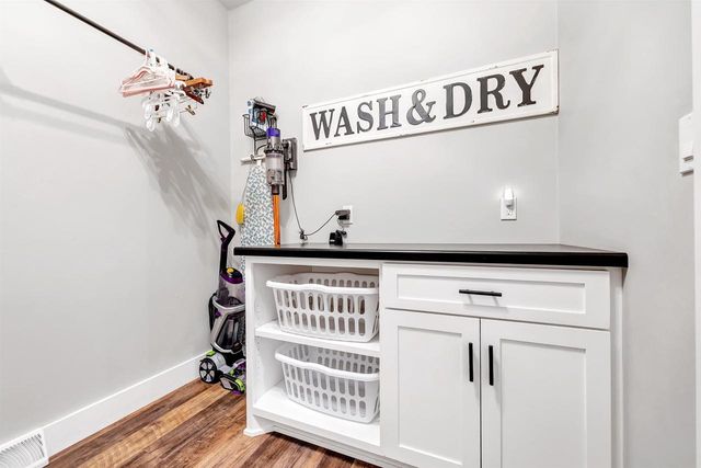 4417 COTTONWOOD LANE, De Pere, WI 54115