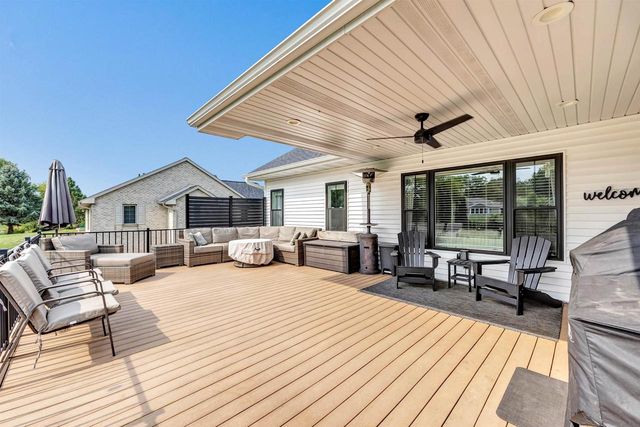 4417 COTTONWOOD LANE, De Pere, WI 54115