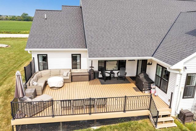4417 COTTONWOOD LANE, De Pere, WI 54115