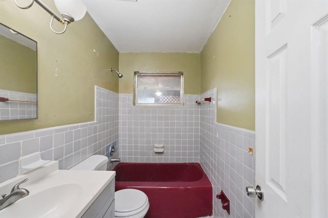 3441 NW 169th Terrace, Miami Gardens, FL 33056