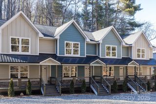 330 Bowditch Street 2A, Burnsville, NC 28714