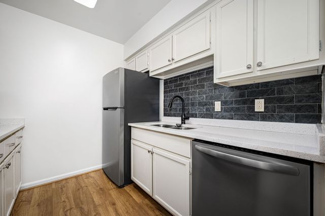2122 Acklen Ave Apt 5, Nashville, TN 37212
