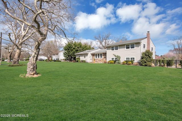 167 Cloverdale Circle, Tinton Falls, NJ 07724