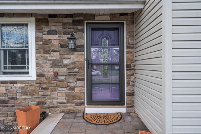 167 Cloverdale Circle, Tinton Falls, NJ 07724