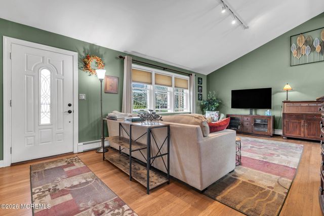 167 Cloverdale Circle, Tinton Falls, NJ 07724