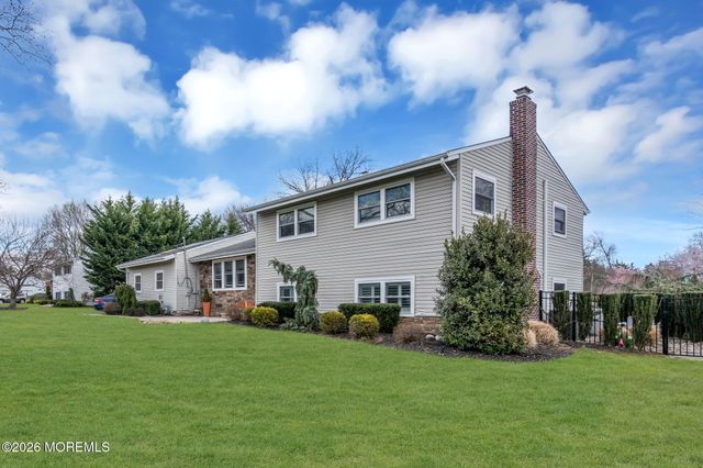167 Cloverdale Circle, Tinton Falls, NJ 07724