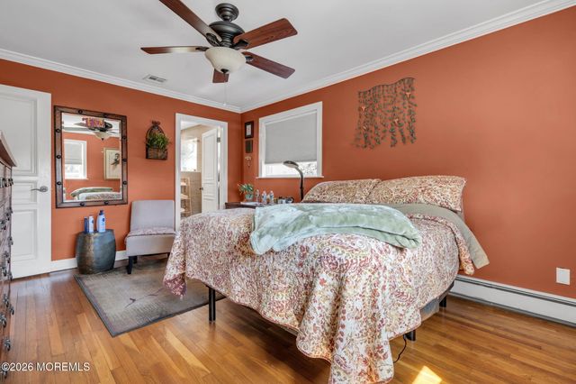 167 Cloverdale Circle, Tinton Falls, NJ 07724