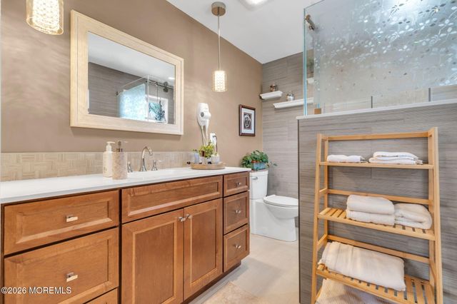 167 Cloverdale Circle, Tinton Falls, NJ 07724