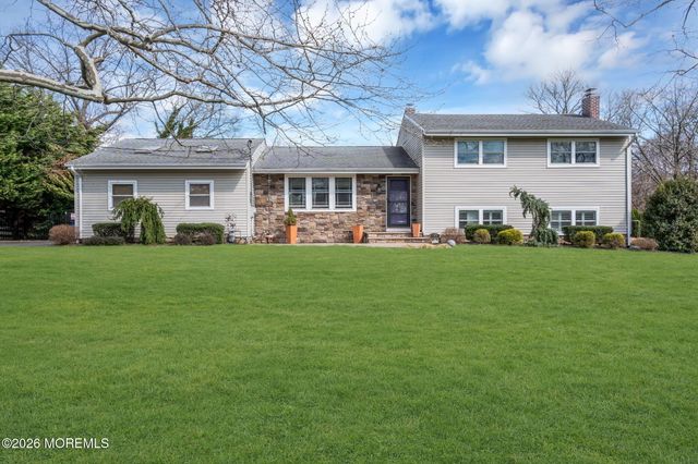 167 Cloverdale Circle, Tinton Falls, NJ 07724