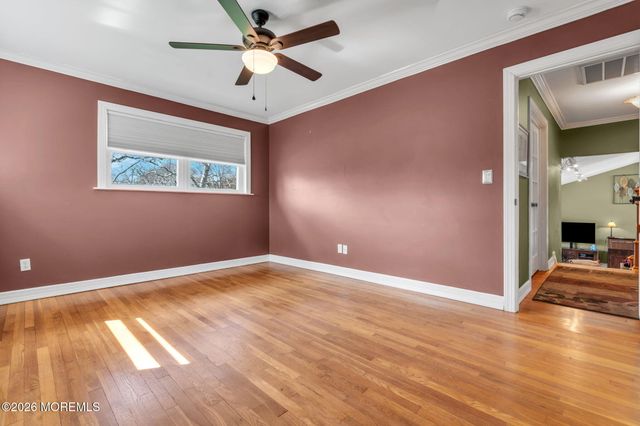 167 Cloverdale Circle, Tinton Falls, NJ 07724