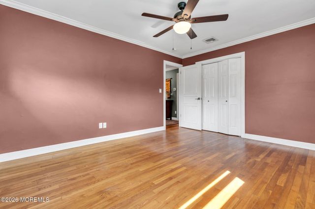 167 Cloverdale Circle, Tinton Falls, NJ 07724