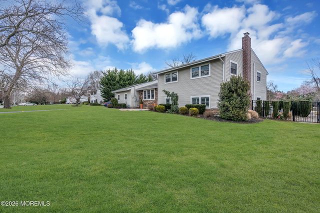 167 Cloverdale Circle, Tinton Falls, NJ 07724