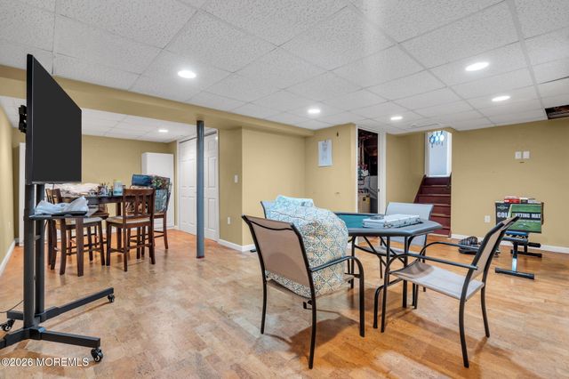 167 Cloverdale Circle, Tinton Falls, NJ 07724