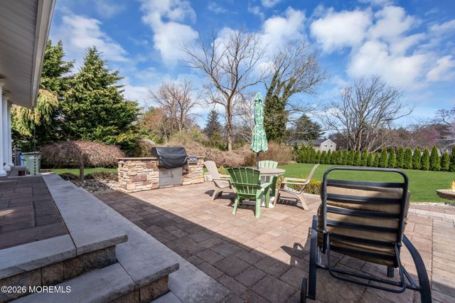 167 Cloverdale Circle, Tinton Falls, NJ 07724