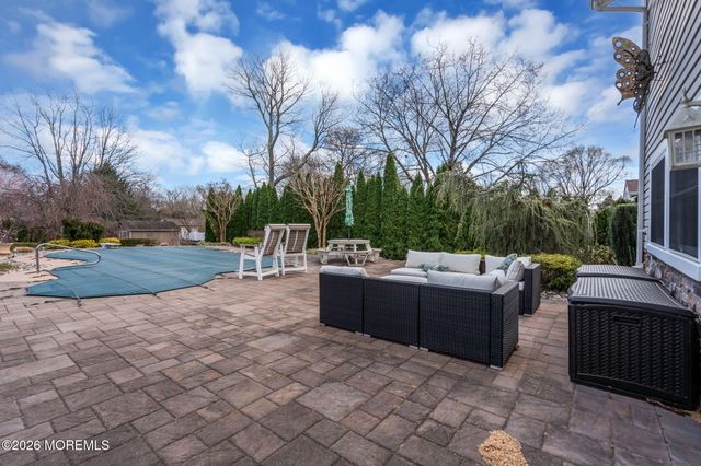 167 Cloverdale Circle, Tinton Falls, NJ 07724