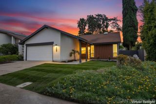 9555 Via Pereza, San Diego, CA 92129