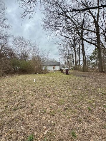 1815 E Circle Drive, Pine Bluff, AR 71603