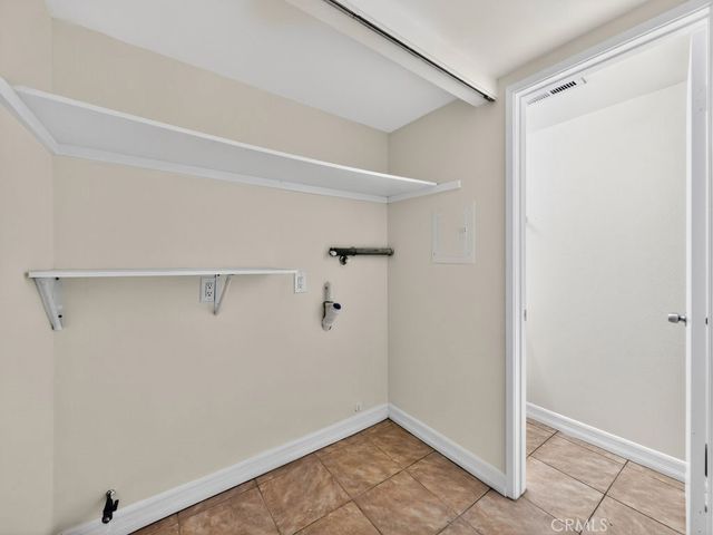 1381 S Walnut 2304, Anaheim, CA 92802