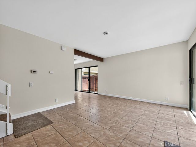 1381 S Walnut 2304, Anaheim, CA 92802
