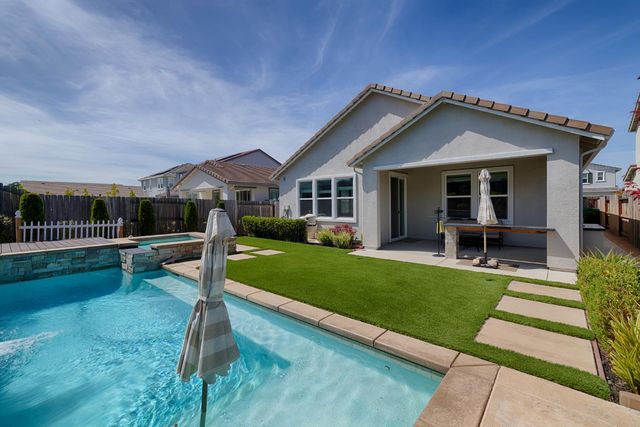703 Coronado Ct, Lincoln, CA 95648