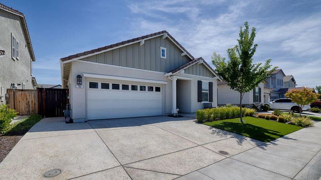 703 Coronado Ct, Lincoln, CA 95648