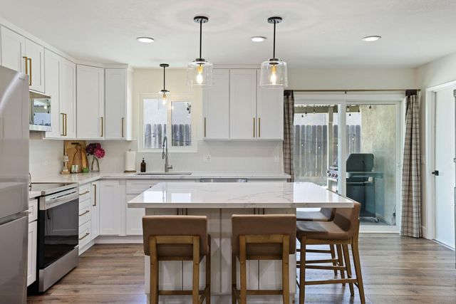 1342 7th St, Ripon, CA 95366