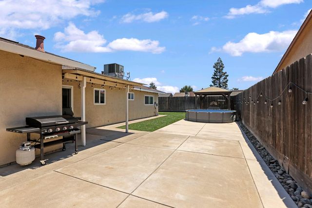 1342 7th St, Ripon, CA 95366
