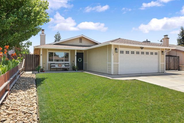 1342 7th St, Ripon, CA 95366